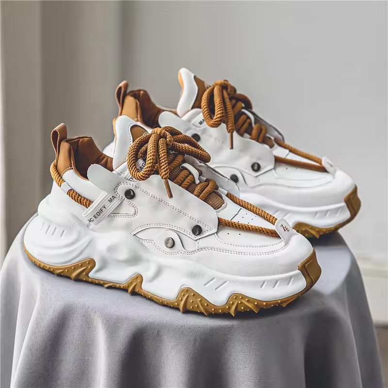 Latte Accents // Streetwear Staple